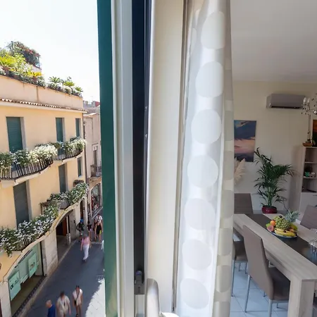 Casa Nonna Maddalena * Таормина